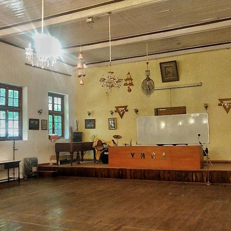 Ymca Tourist Hostel Shimla Ngoại thất bức ảnh