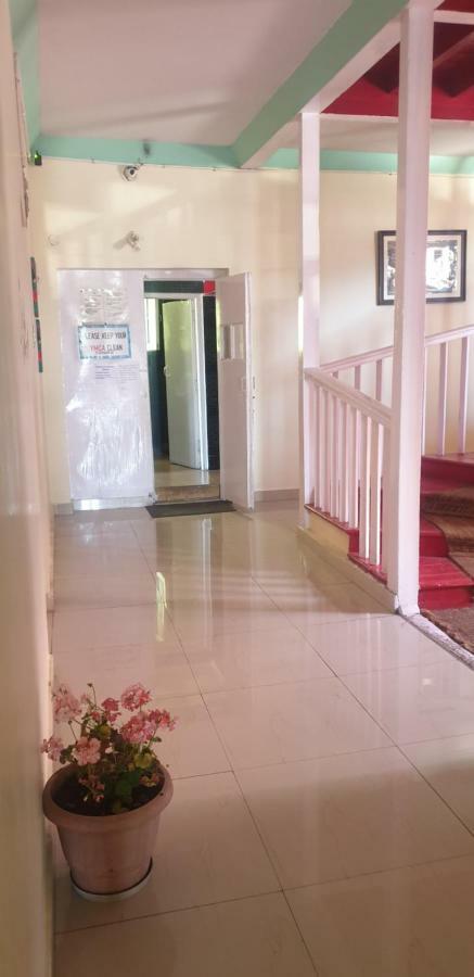 Ymca Tourist Hostel Shimla Ngoại thất bức ảnh
