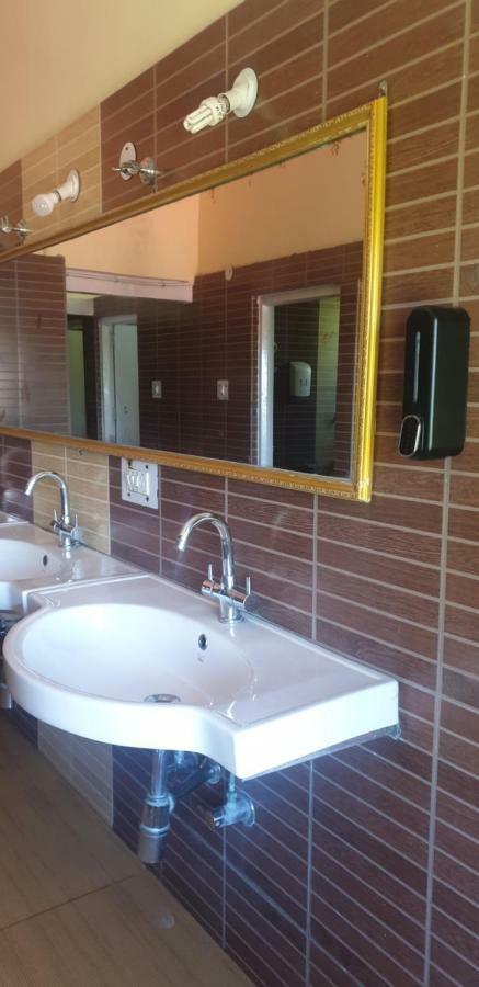 Ymca Tourist Hostel Shimla Ngoại thất bức ảnh